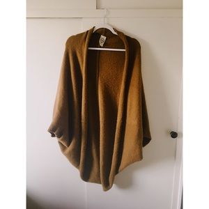 Batwing Cowl - Camel
